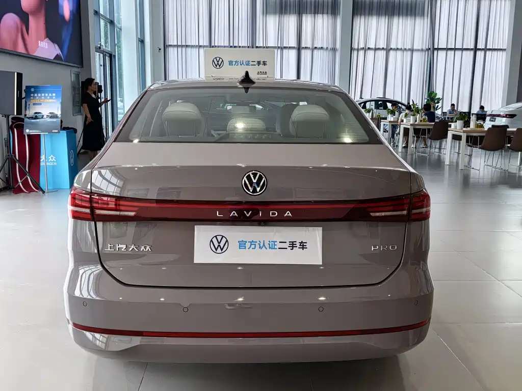 Volkswagen Lavida — миниатюра 16