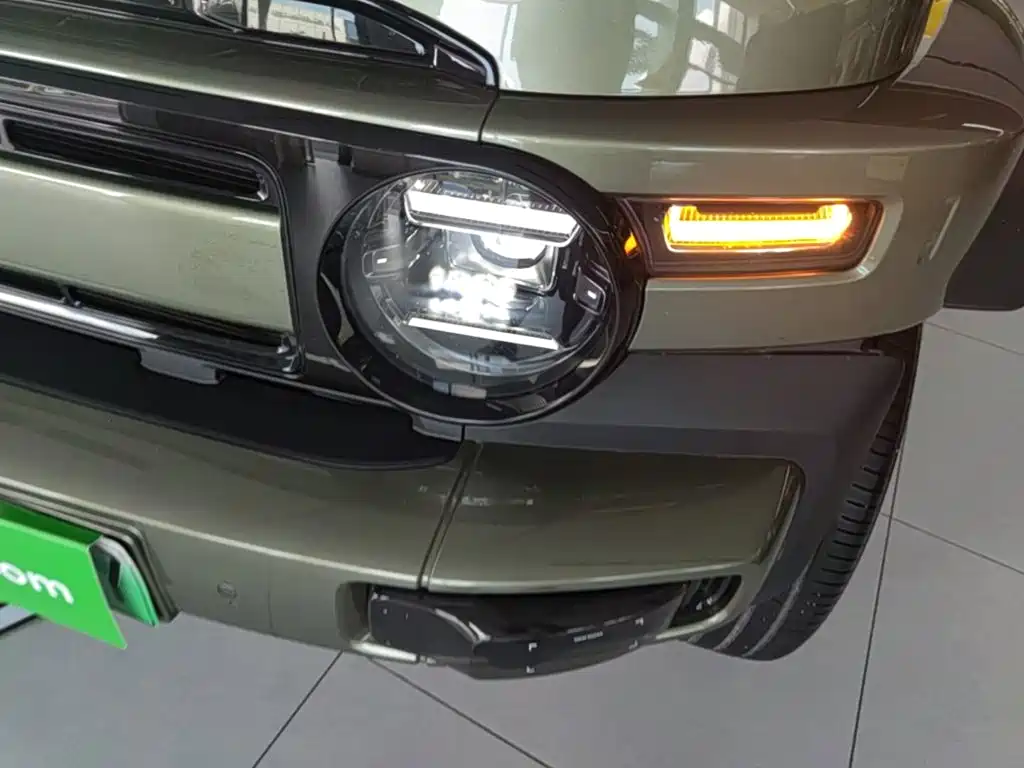 iCAR Автомобиль SuperV23 — миниатюра 24