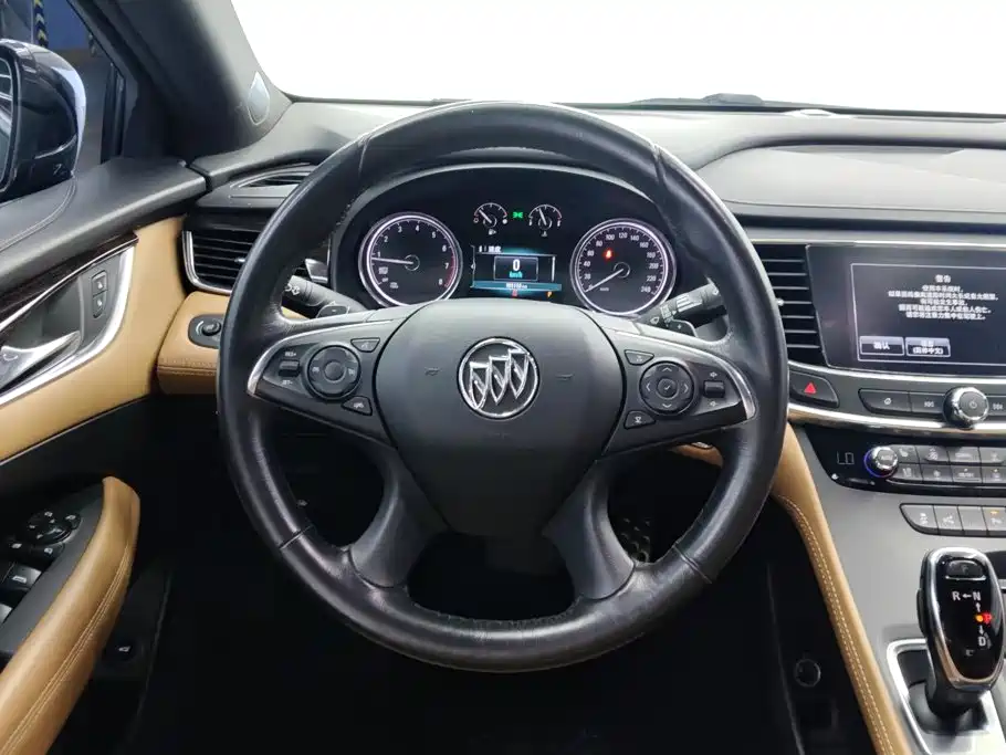 Buick LaCrosse — миниатюра 15