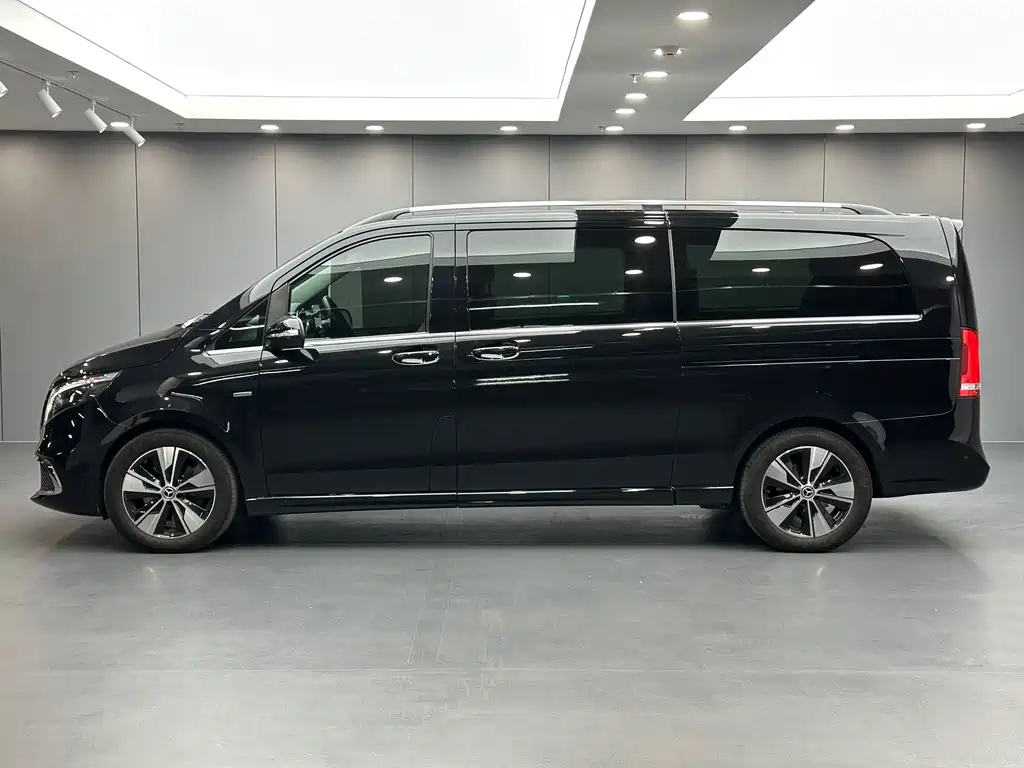 Mercedes-Benz V-Class — миниатюра 7