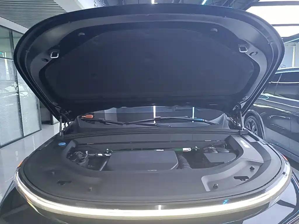 Li Auto Li L9 — миниатюра 20