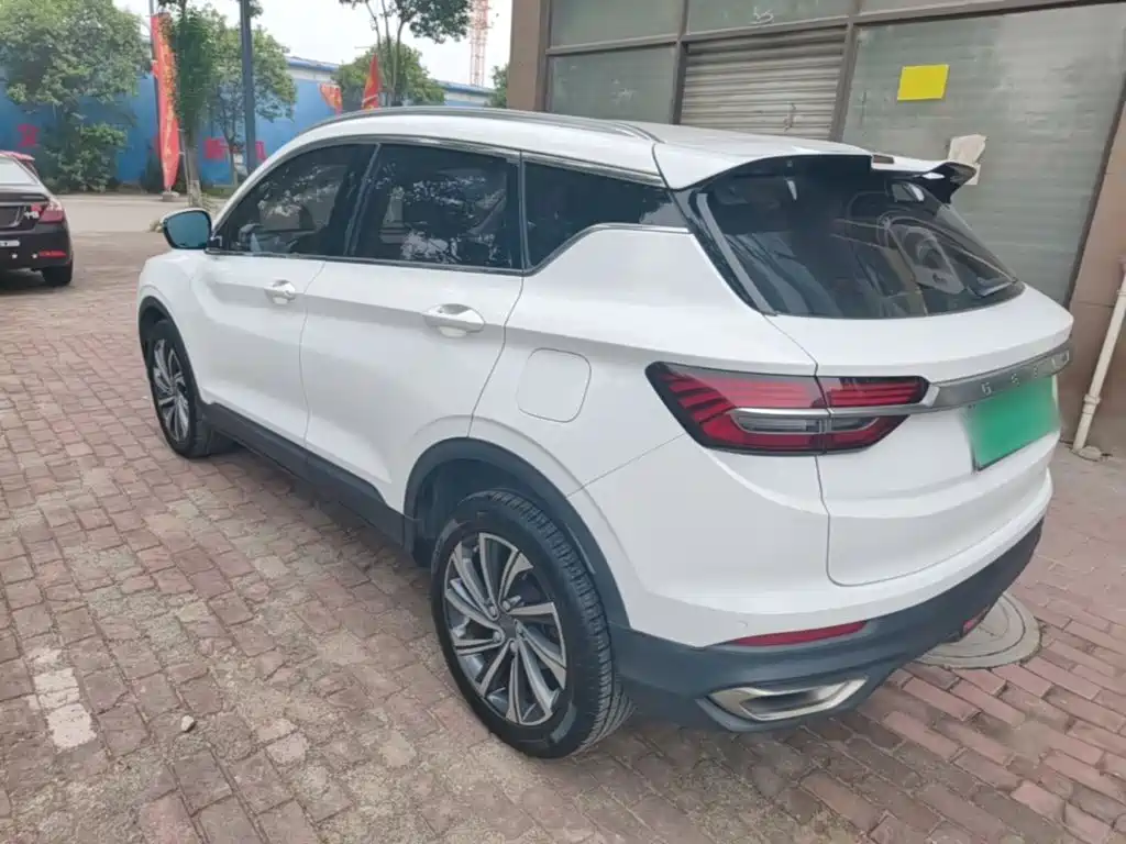 Geely Binyue — миниатюра 5