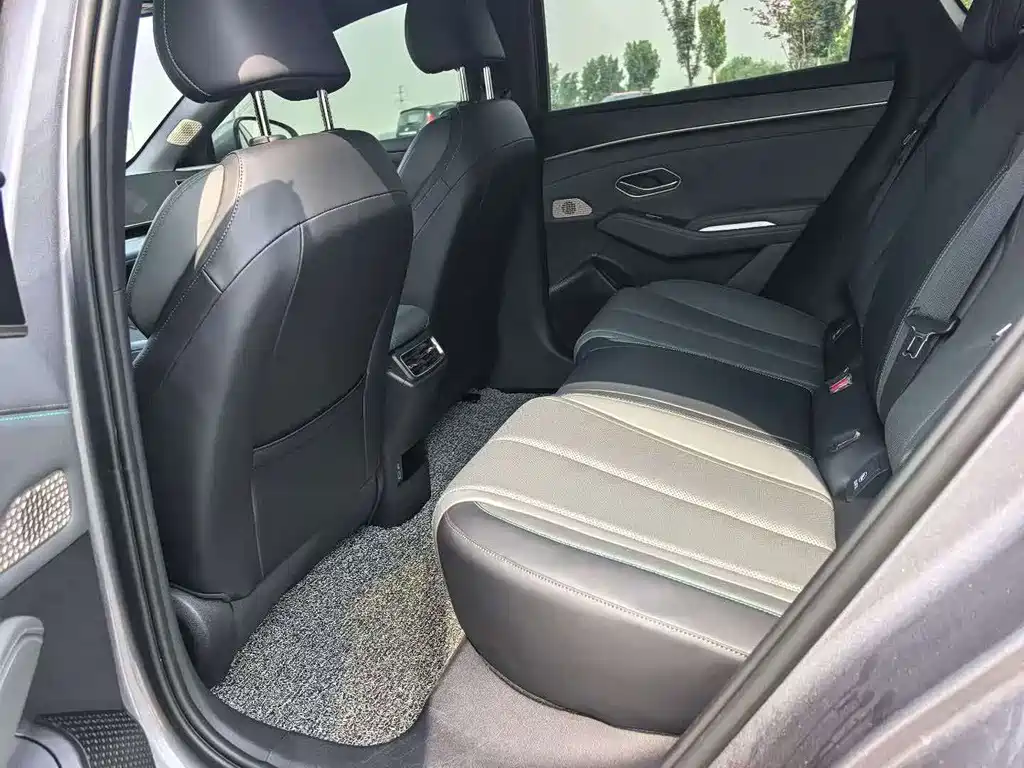 BYD Qin L — миниатюра 5