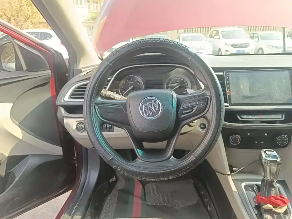 Buick Excelle — миниатюра 11