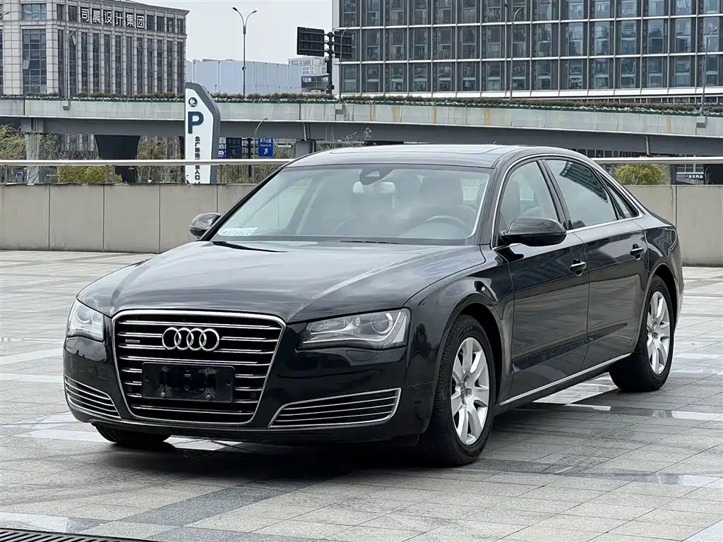 Audi A8 2014