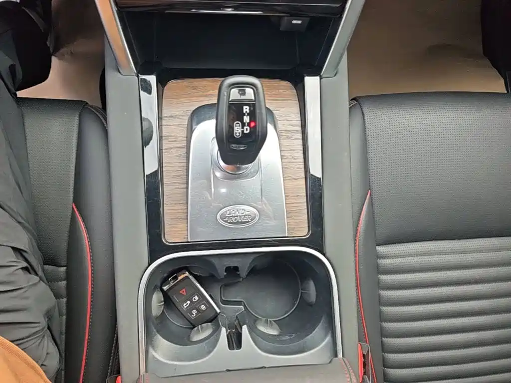 Land Rover Discovery Sport — миниатюра 14