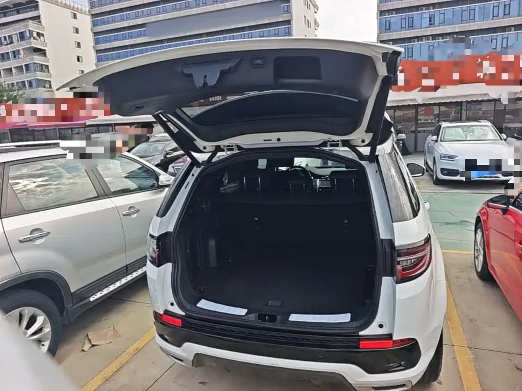 Land Rover Discovery Sport — миниатюра 19