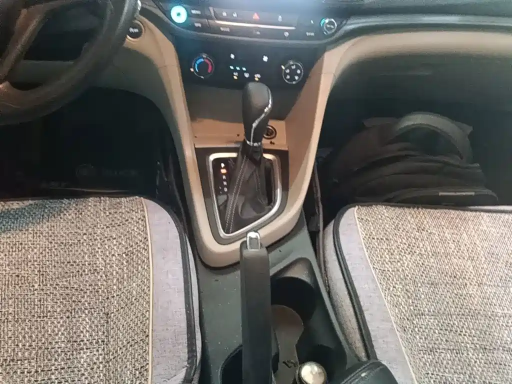 Buick Excelle — миниатюра 14