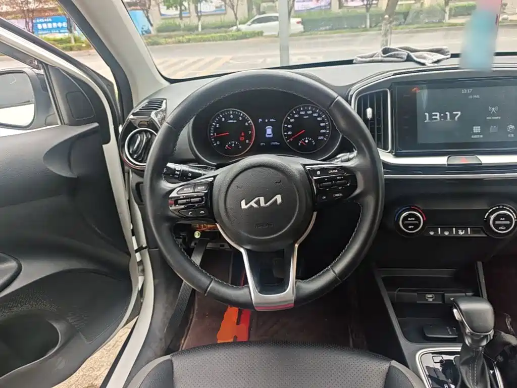 Kia KX1 — миниатюра 11