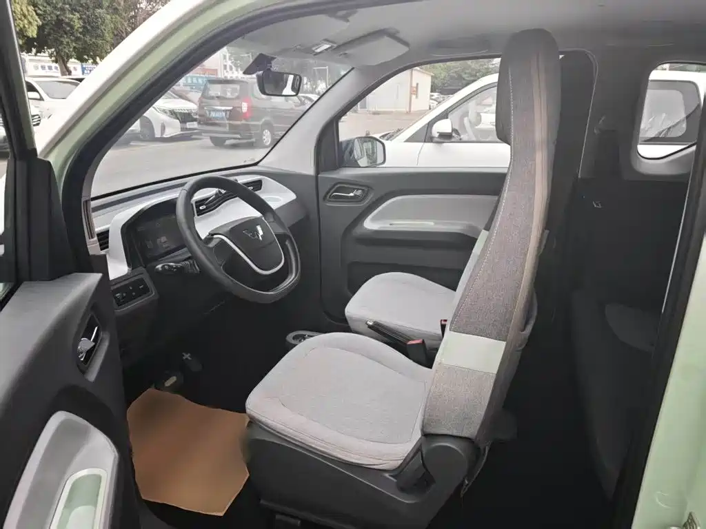 Wuling MINIEV — миниатюра 15