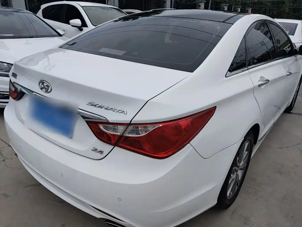 Hyundai Sonata — миниатюра 7