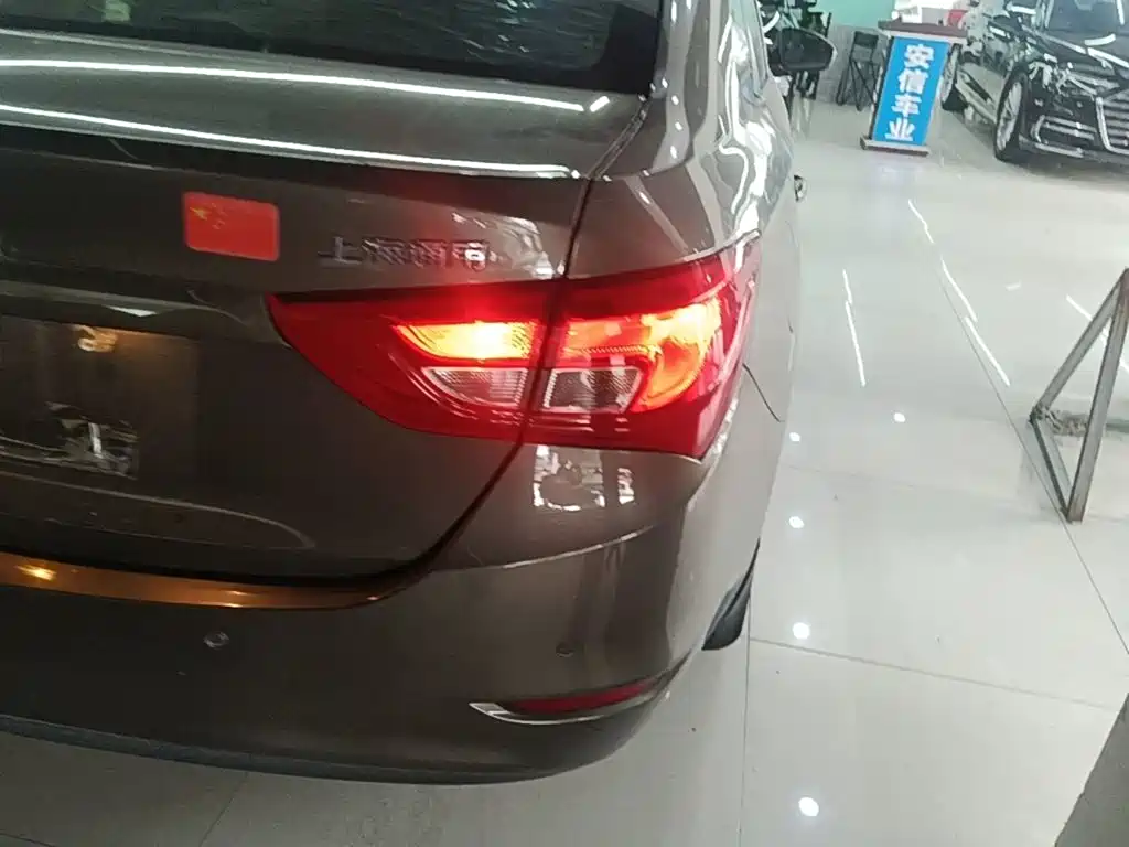 Buick Excelle — миниатюра 8