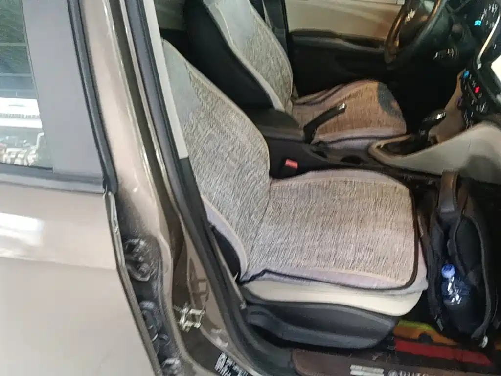 Buick Excelle — миниатюра 25