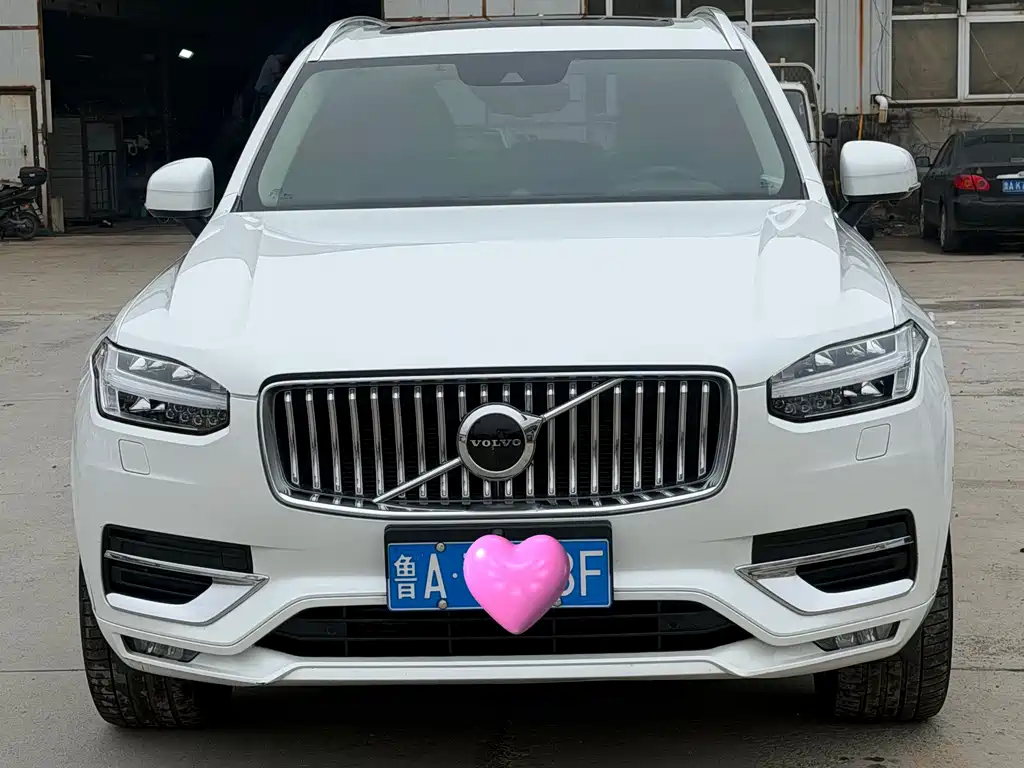 Volvo XC90 — миниатюра 2