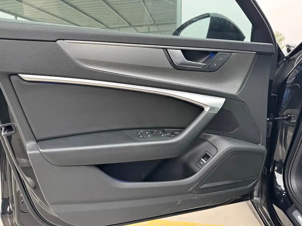 Audi A6L — миниатюра 8
