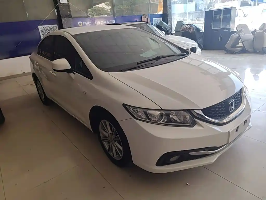 Honda Civic — миниатюра 4