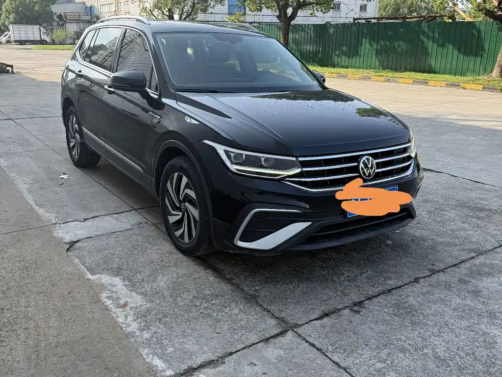 Volkswagen Tiguan L — миниатюра 3