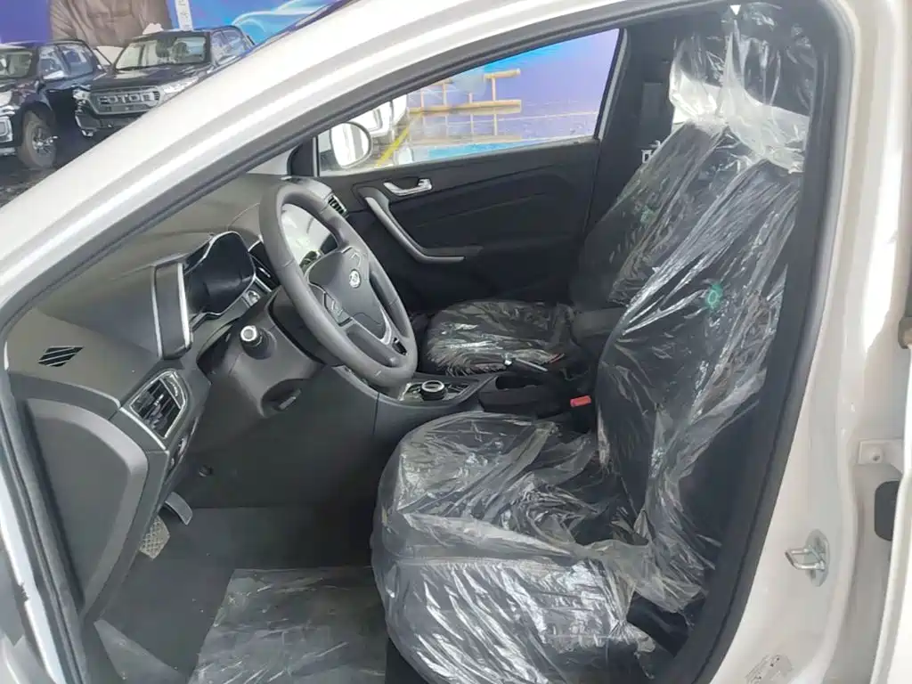 Guojin Auto Junxing — миниатюра 15