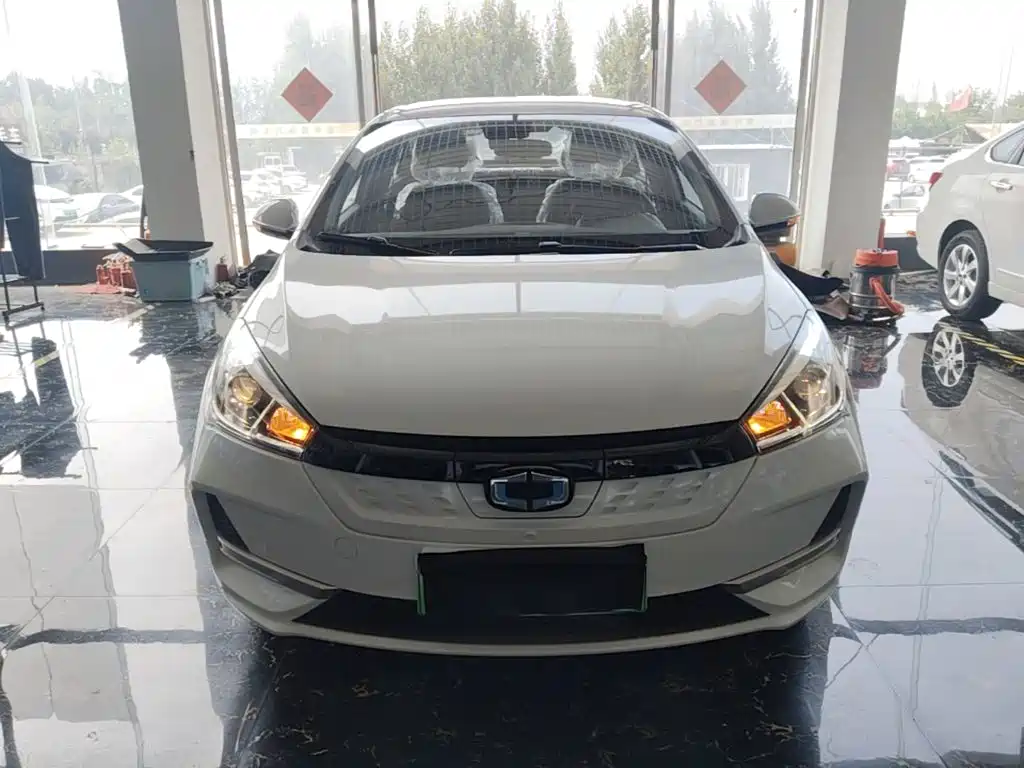 Guojin Auto Junxing — миниатюра 3