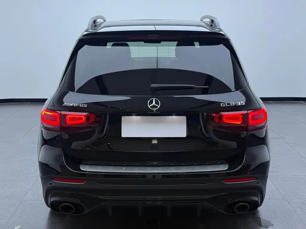 Mercedes-Benz GLB AMG — миниатюра 10