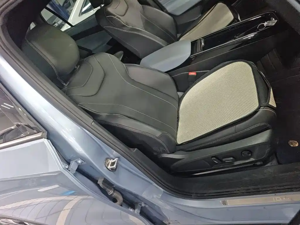 Volkswagen ID.4 X — миниатюра 25