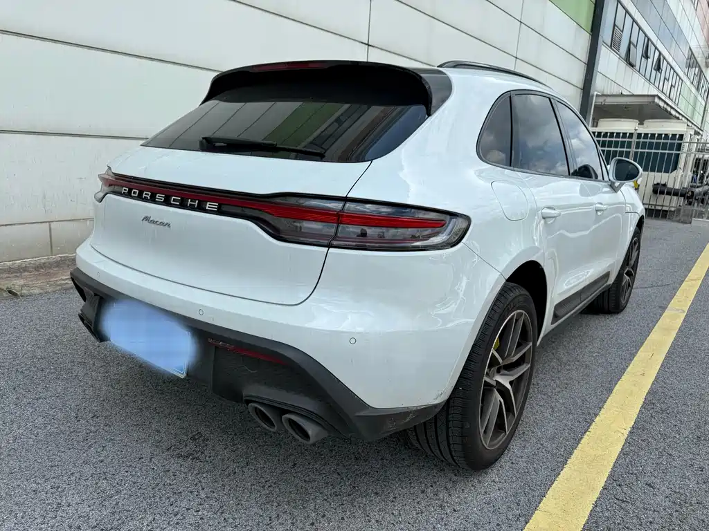Porsche Macan — миниатюра 14