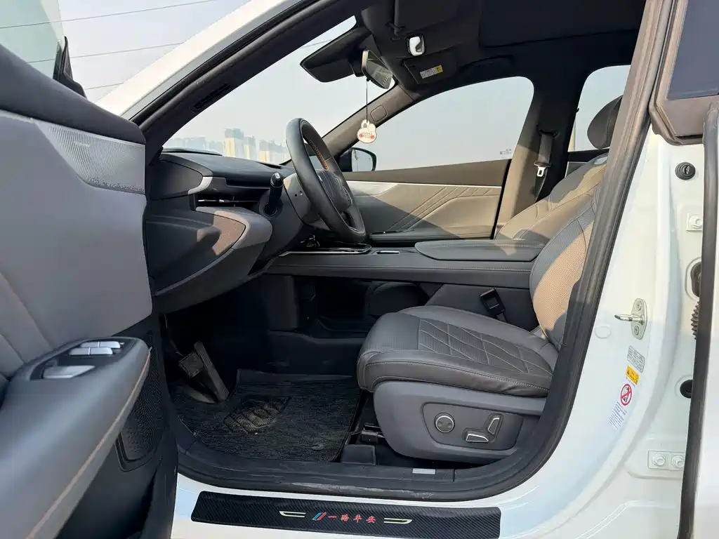 Changan Deepal DARK BLUE S05