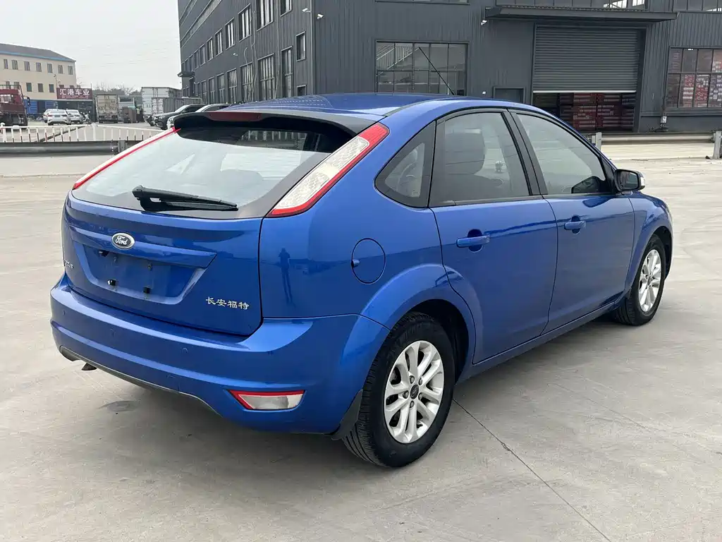 Ford Focus — миниатюра 22