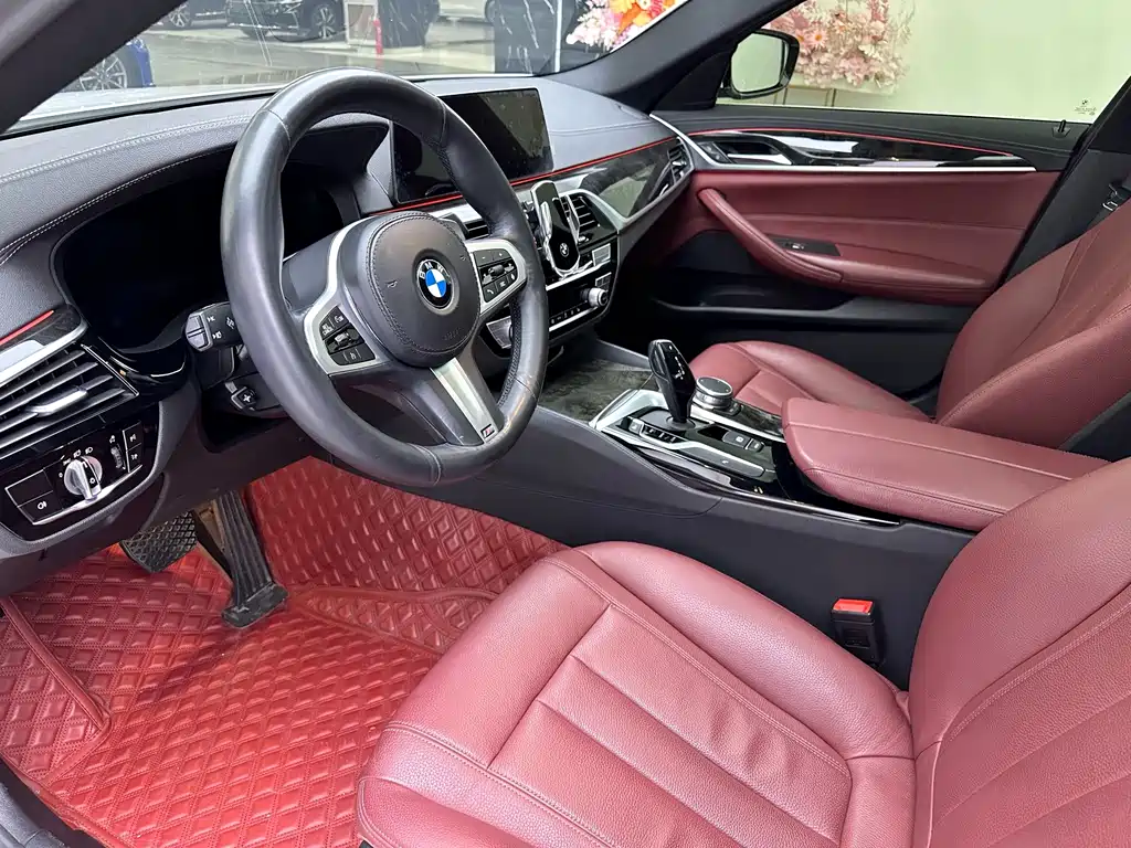 BMW 5 Series — миниатюра 18