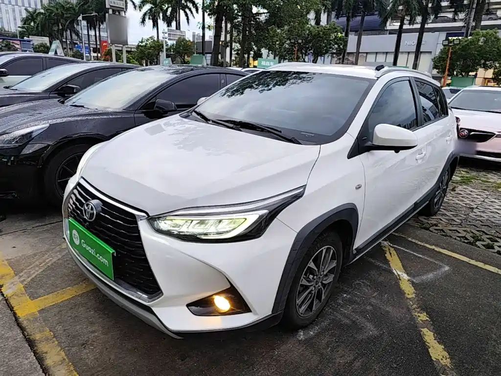 Toyota Yaris L