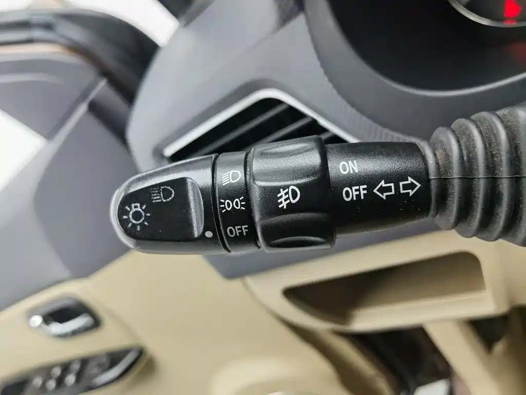 Wuling Hongguang — миниатюра 21