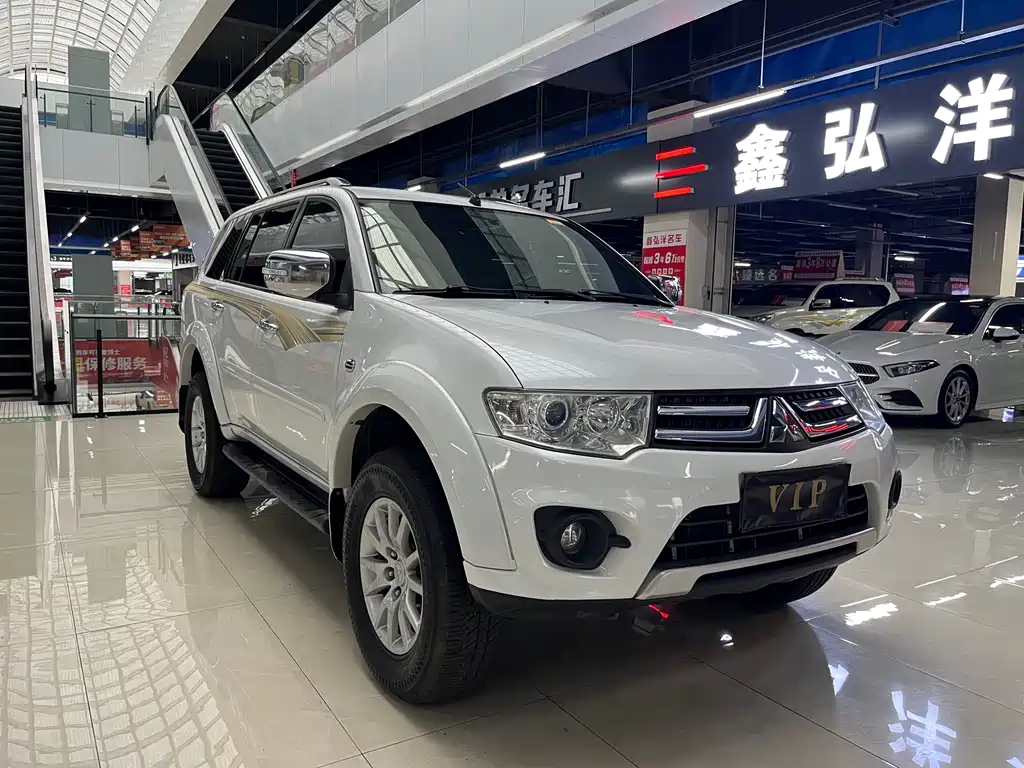 Mitsubishi Pajero Sport 2013 3.0L AT Executive