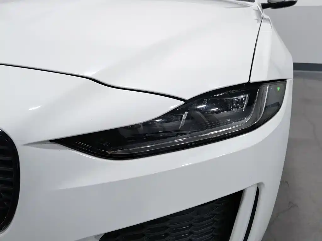 Jaguar XEL — миниатюра 7