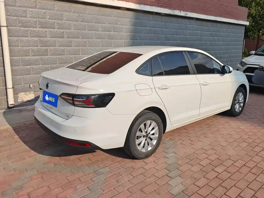 Volkswagen Lavida — миниатюра 3