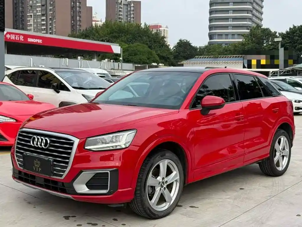 Audi Q2L