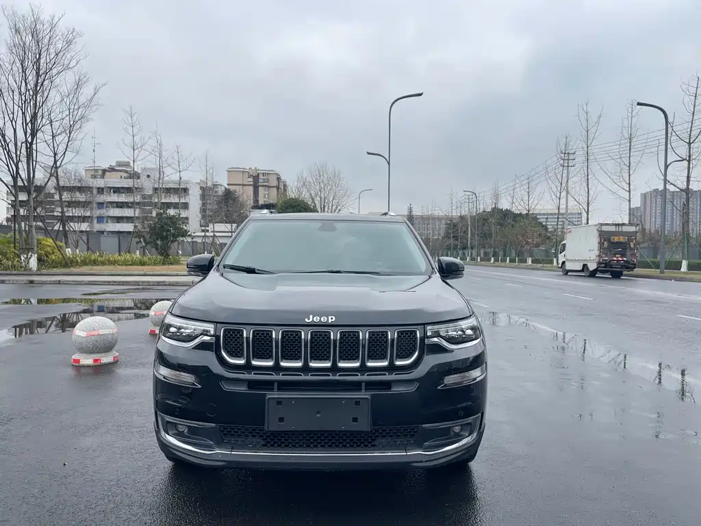 JEEP GRAND COMMANDER