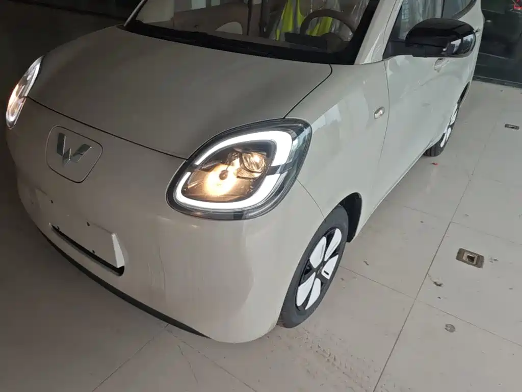 Wuling MINIEV — миниатюра 24