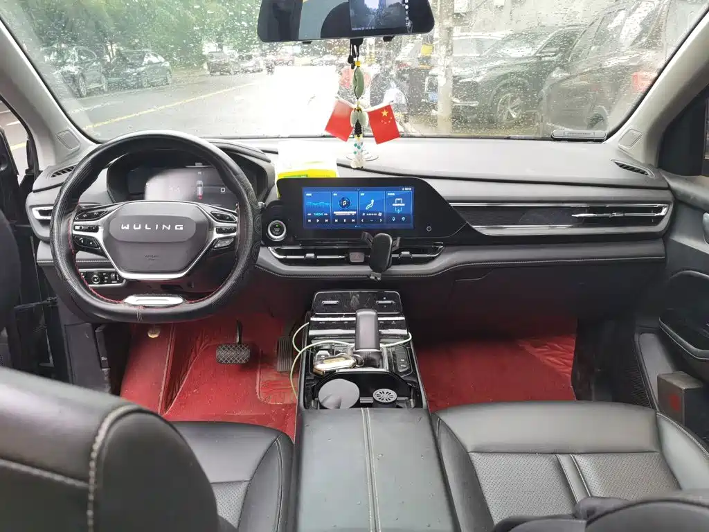 Wuling Victory — миниатюра 10