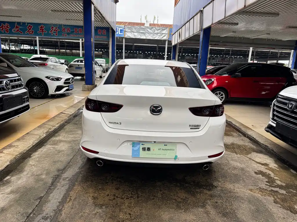 Mazda 3 Axela — миниатюра 9