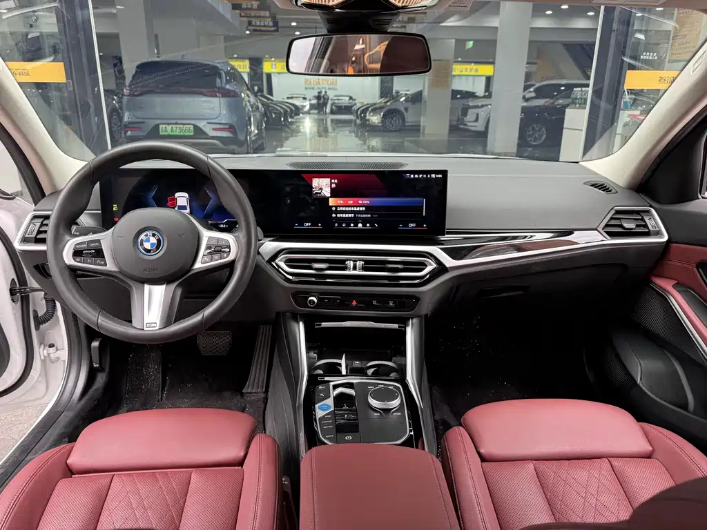 BMW i3 — миниатюра 10