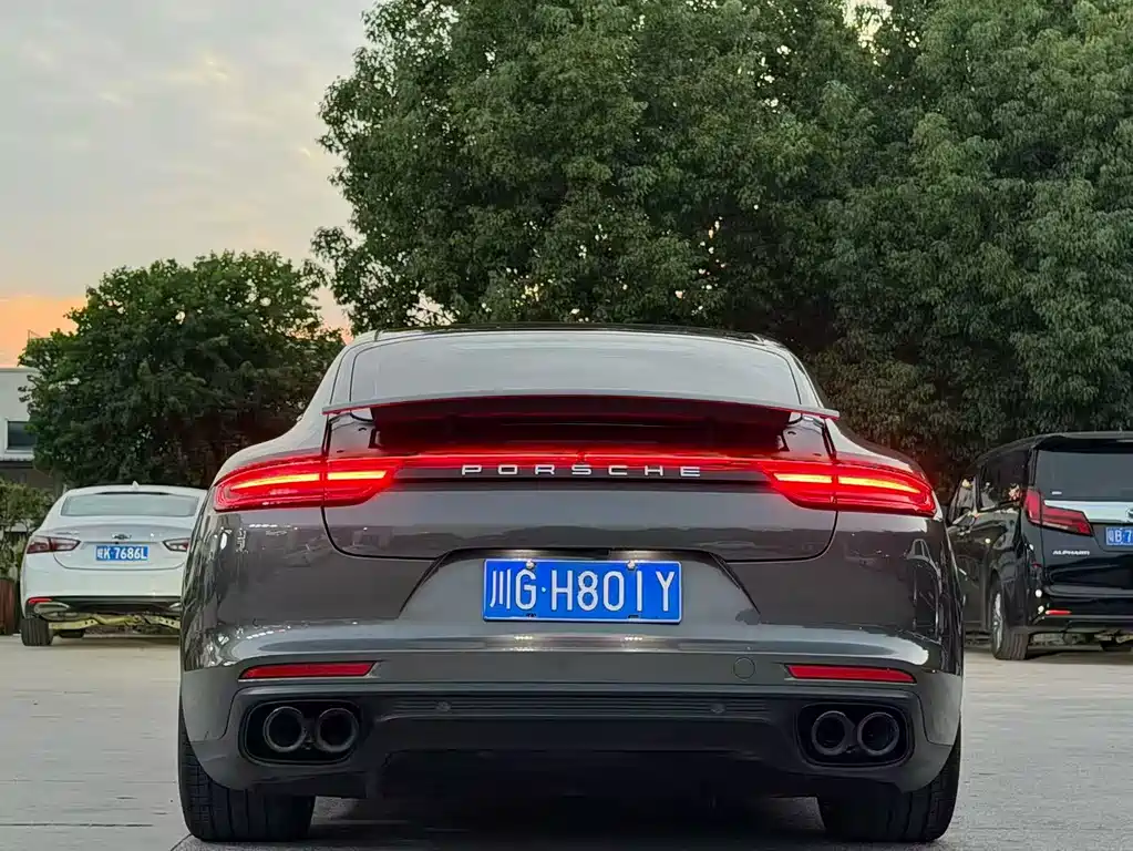 Porsche Panamera — миниатюра 8