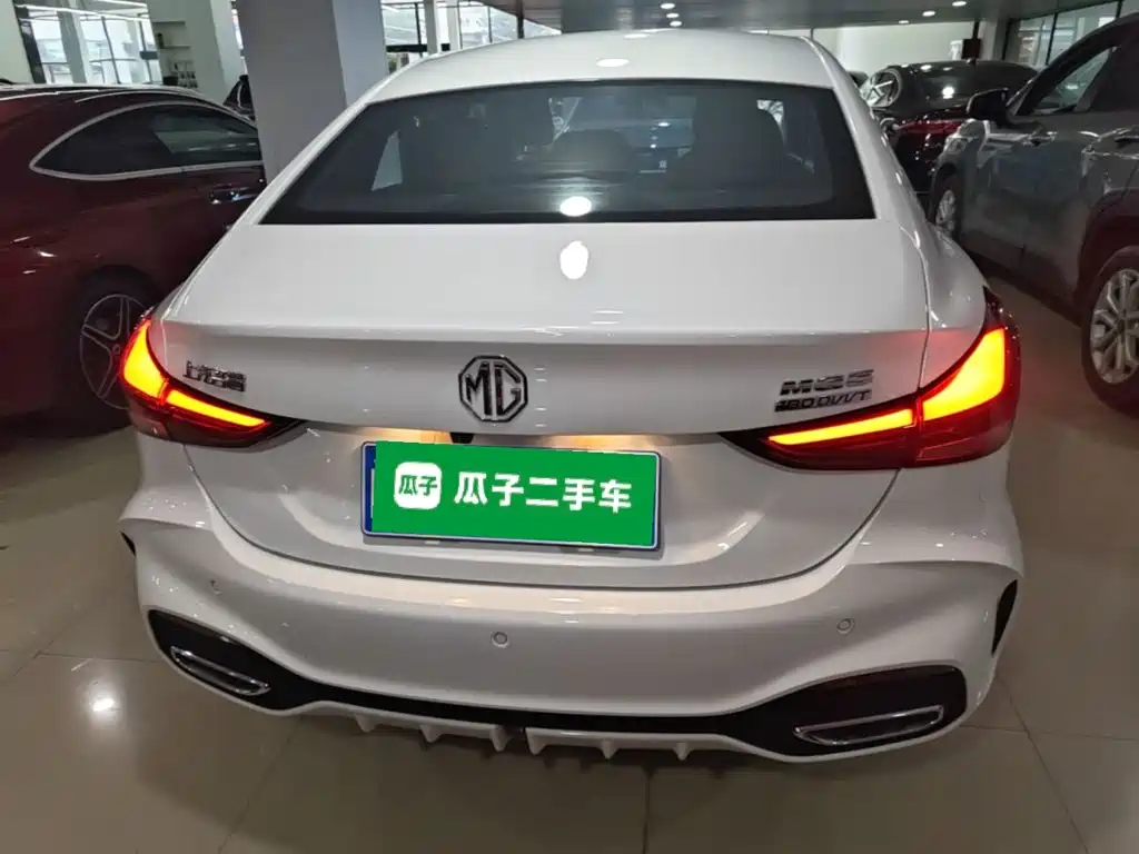 MG MG5 — миниатюра 6