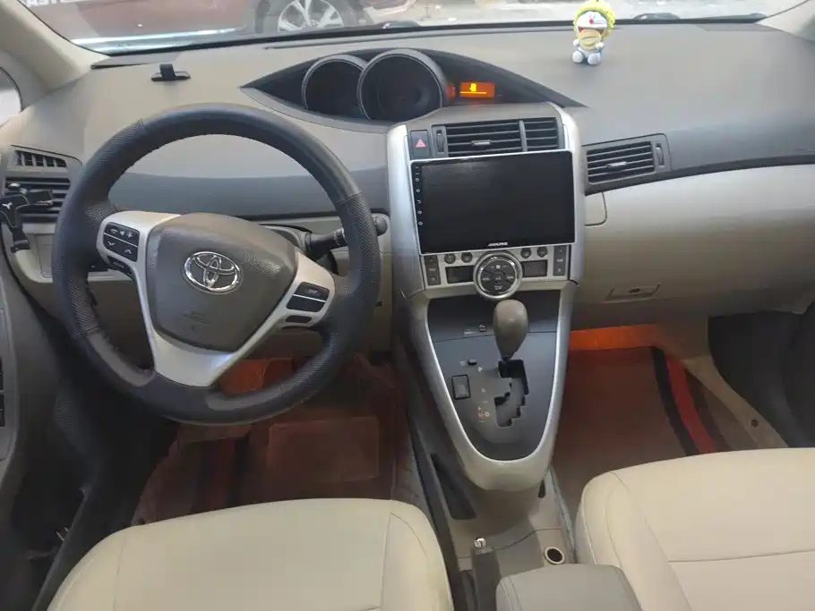 Toyota Verso — миниатюра 12