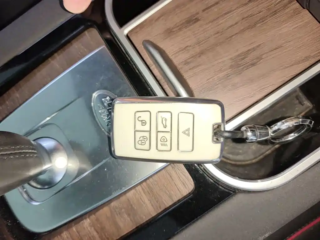 Land Rover Discovery Sport — миниатюра 9