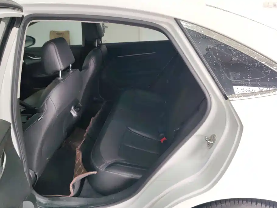 Buick Excelle — миниатюра 11