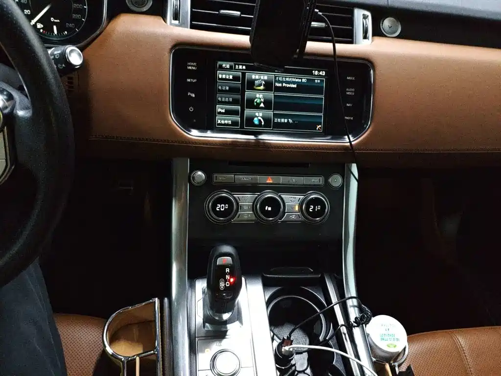 Land Rover Sport — миниатюра 10