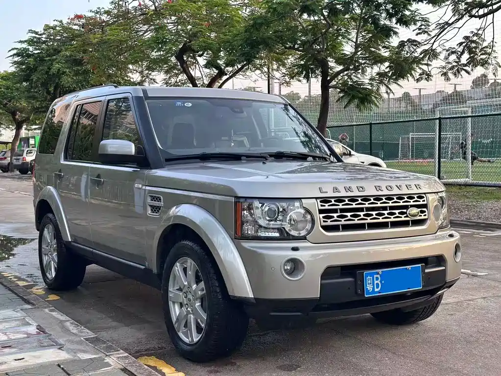 Land Rover Discovery 2010 3.0TDV6 HSE