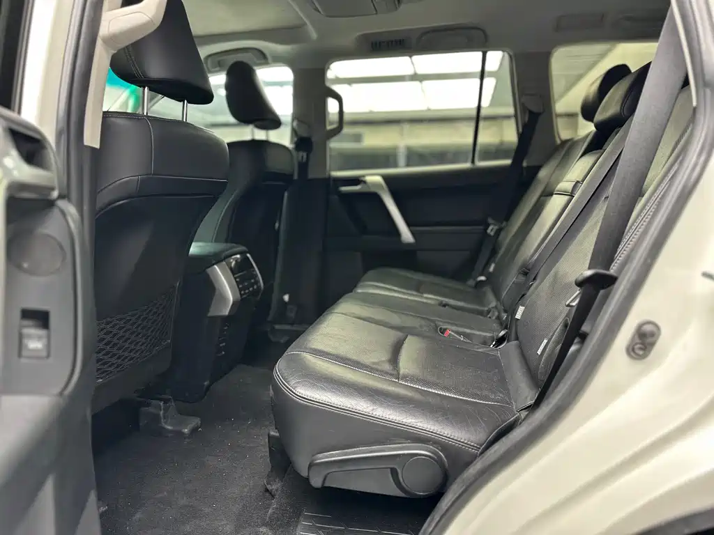 Toyota Land Cruiser Prado 2018 3.5L AT TX-L NAVI