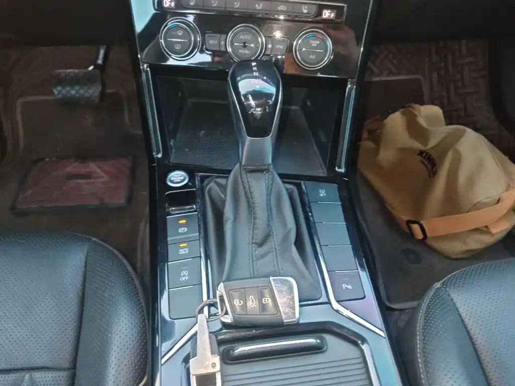 Volkswagen Passat — миниатюра 14