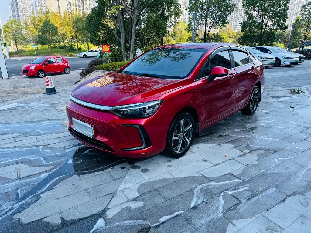 BAIC EU5 Plus — миниатюра 3